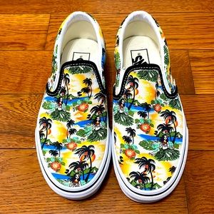Vans - men’s 4, women’s 5.5 - never worn